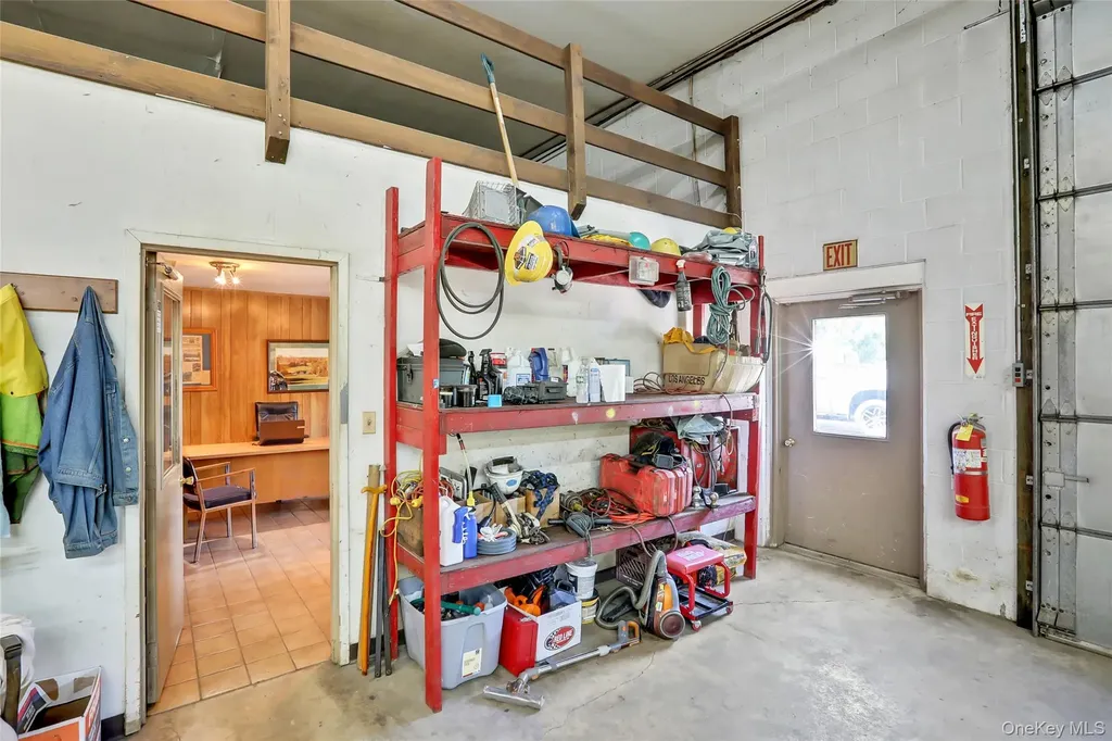 16 Sloop Hill Road New Windsor NY 12553