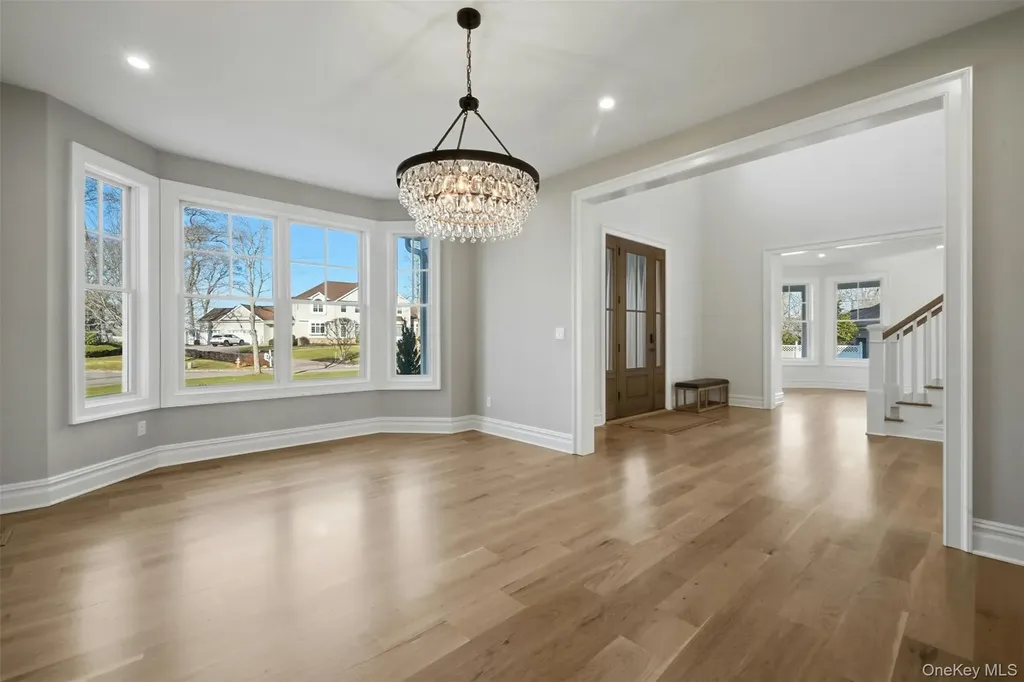 75 Crescent Court Wading River NY 11792