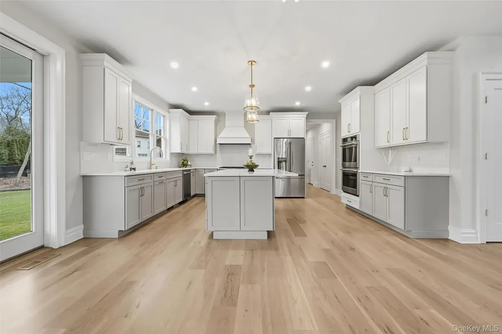 75 Crescent Court Wading River NY 11792