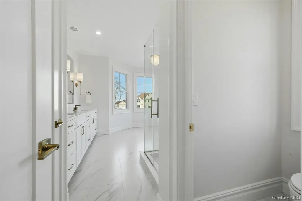 75 Crescent Court Wading River NY 11792