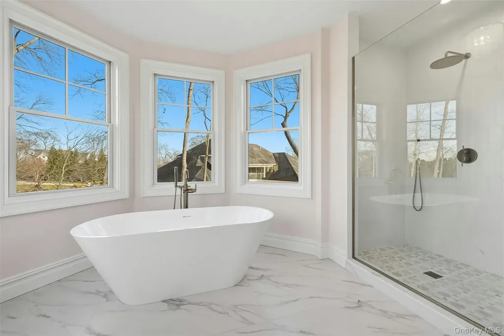 75 Crescent Court Wading River NY 11792