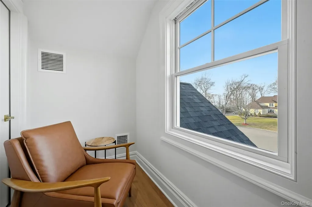 75 Crescent Court Wading River NY 11792