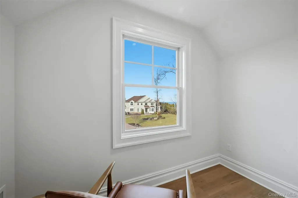 75 Crescent Court Wading River NY 11792