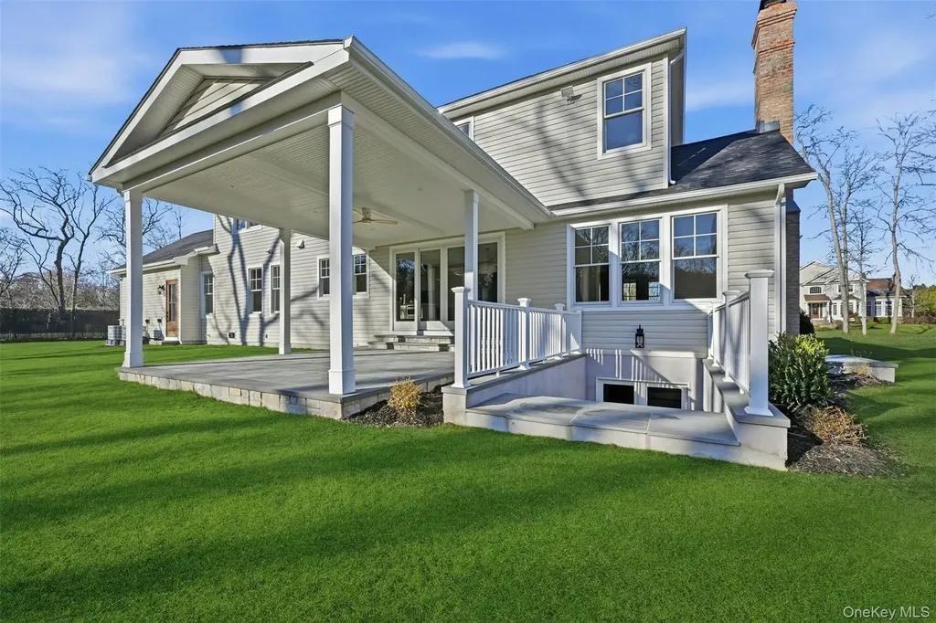 75 Crescent Court Wading River NY 11792