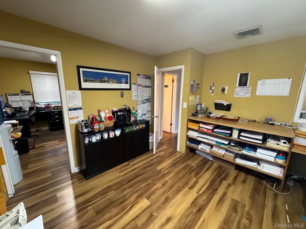 717 Broadway Newburgh NY 12550