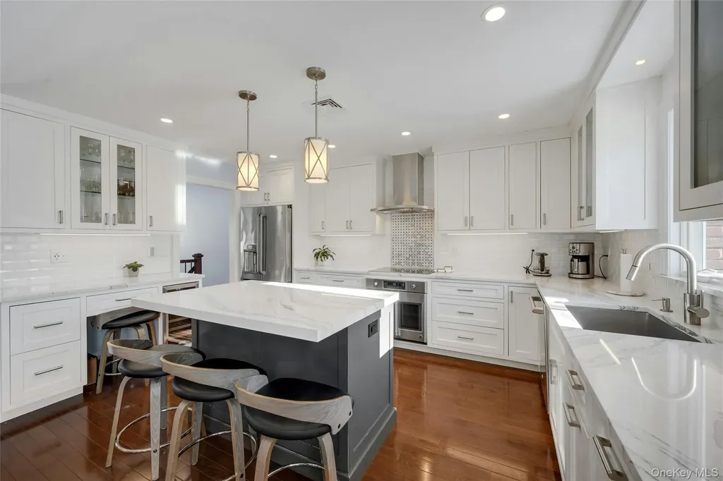 30 Highclere Lane Valhalla NY 10595