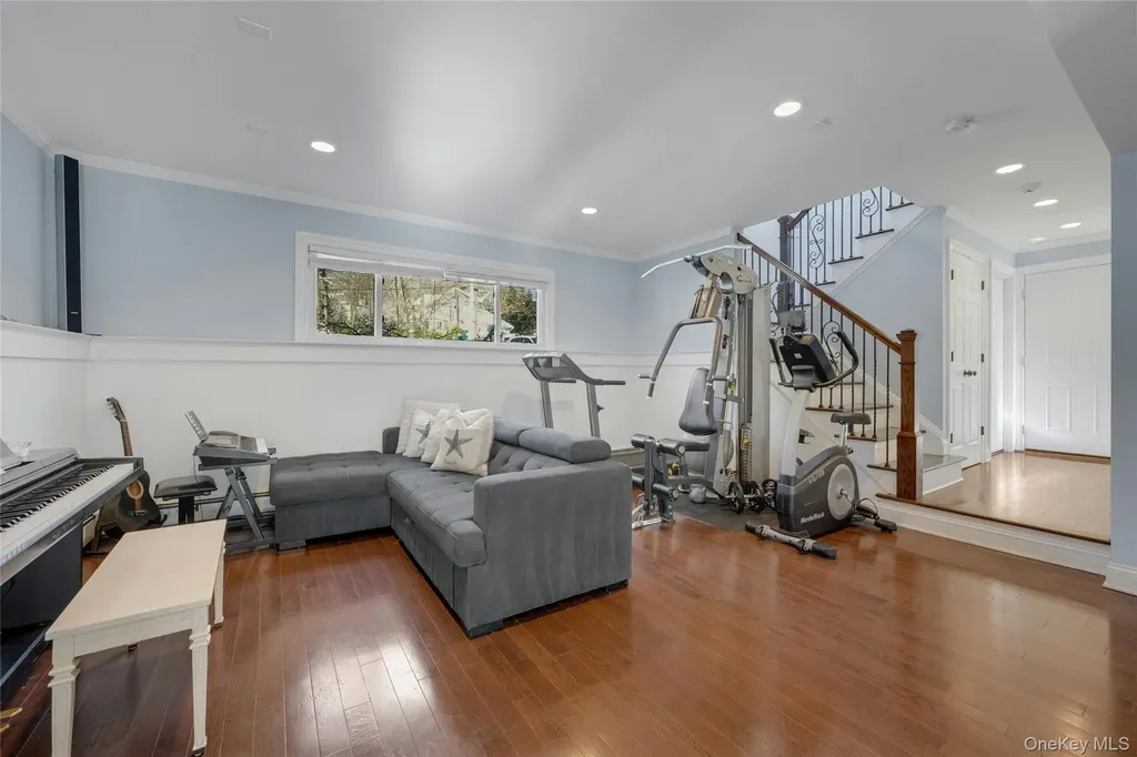 30 Highclere Lane Valhalla NY 10595