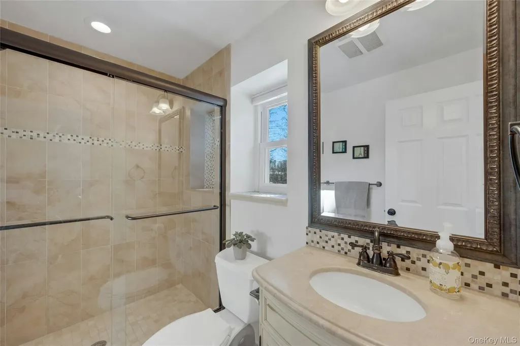30 Highclere Lane Valhalla NY 10595