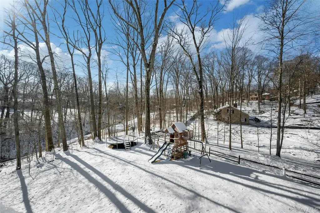 30 Highclere Lane Valhalla NY 10595