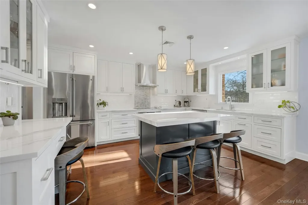 30 Highclere Lane Valhalla NY 10595