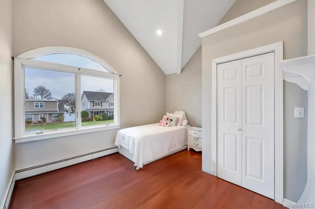 3597 Martha Boulevard Bethpage NY 11714