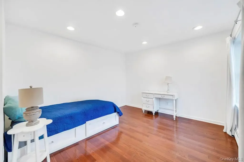 3597 Martha Boulevard Bethpage NY 11714