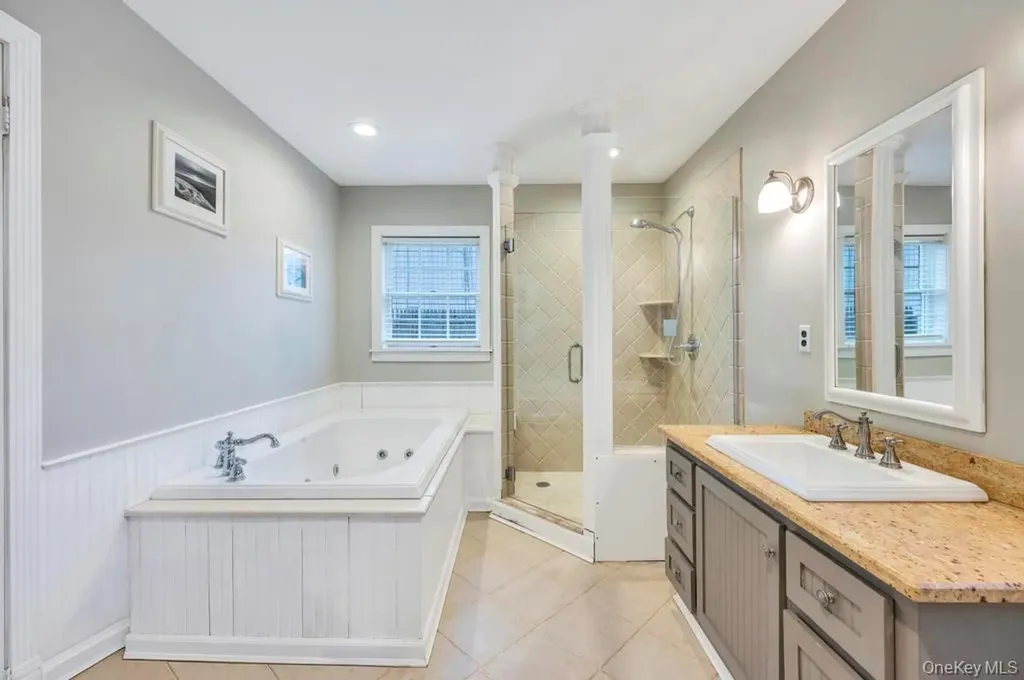 3597 Martha Boulevard Bethpage NY 11714