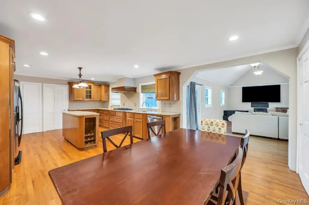 3597 Martha Boulevard Bethpage NY 11714