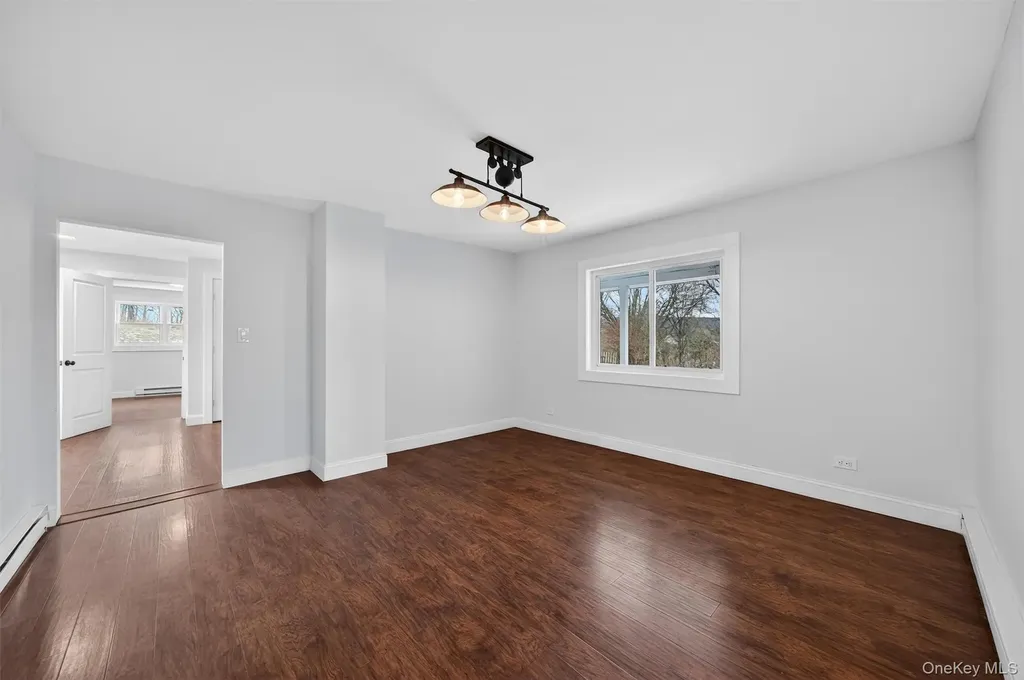 8 Lawrence Lane Goshen NY 10924