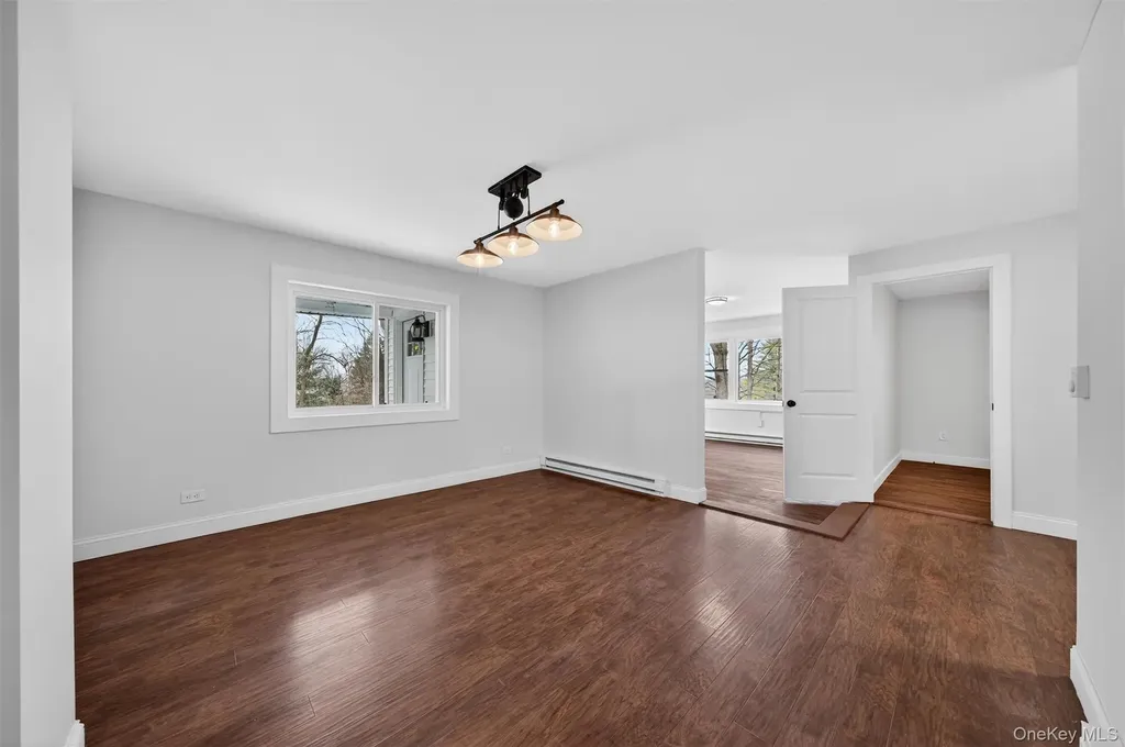 8 Lawrence Lane Goshen NY 10924