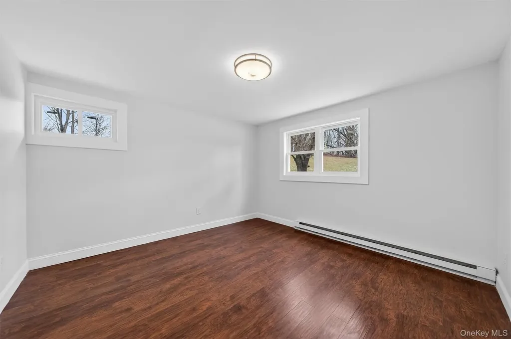 8 Lawrence Lane Goshen NY 10924