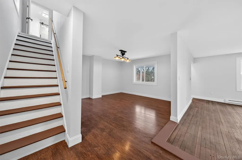 8 Lawrence Lane Goshen NY 10924