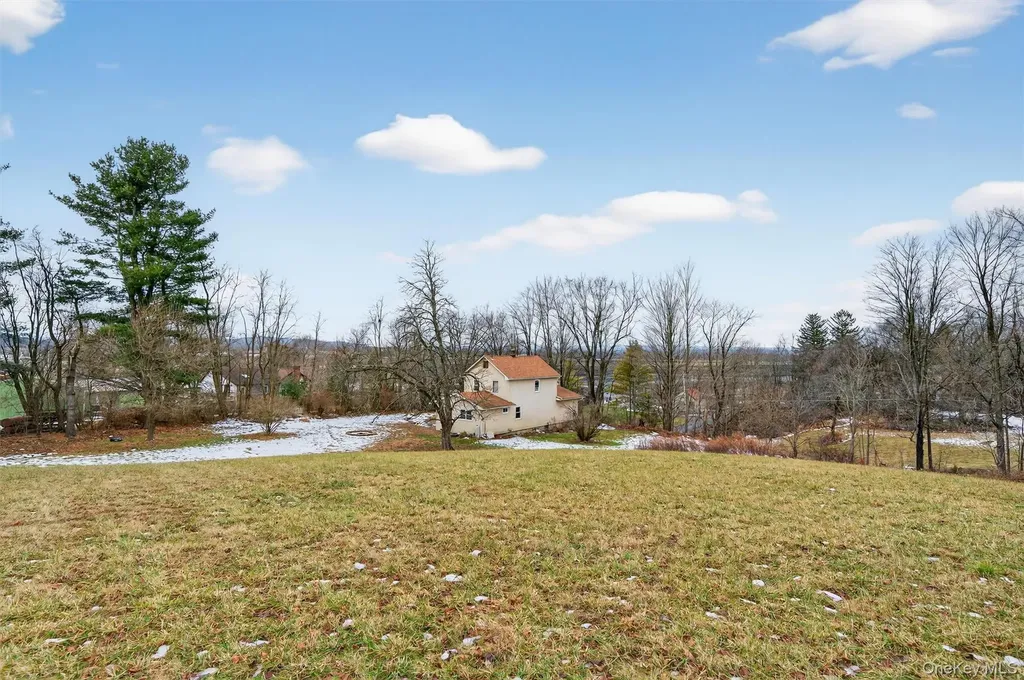 8 Lawrence Lane Goshen NY 10924