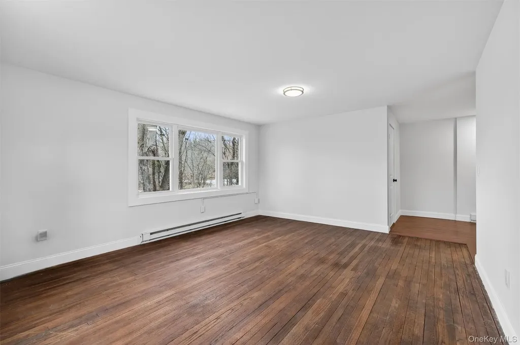 8 Lawrence Lane Goshen NY 10924