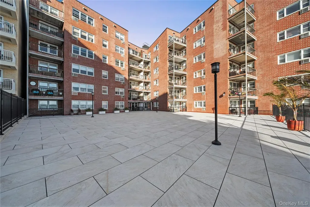 750 Shore Road Long Beach NY 11561