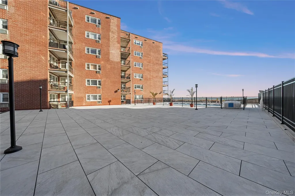 750 Shore Road Long Beach NY 11561