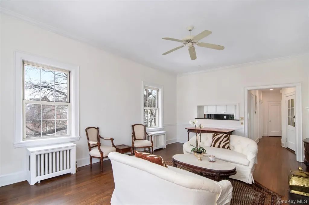 15 Meadow Avenue Bronxville NY 10708