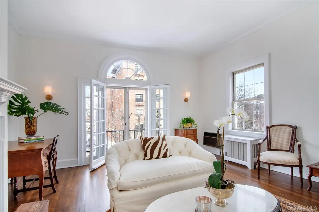 15 Meadow Avenue Bronxville NY 10708