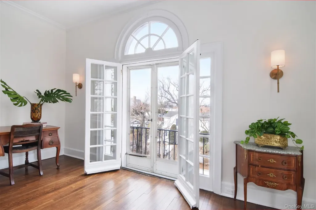15 Meadow Avenue Bronxville NY 10708