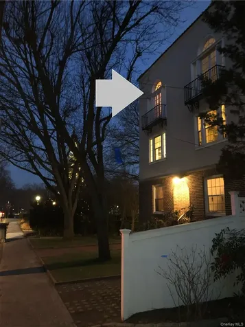 15 Meadow Avenue Bronxville NY 10708
