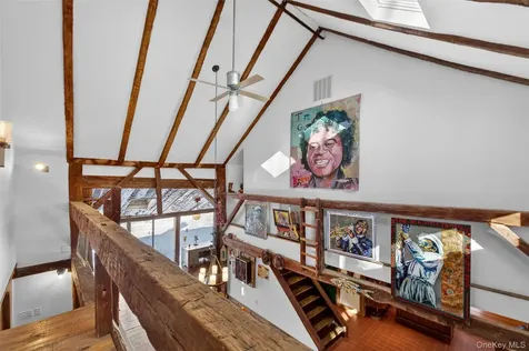 101 Drake Road Pleasant Valley NY 12569