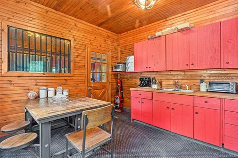 101 Drake Road Pleasant Valley NY 12569