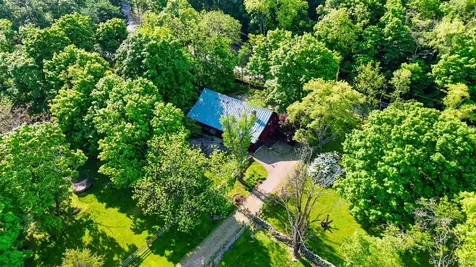 101 Drake Road Pleasant Valley NY 12569