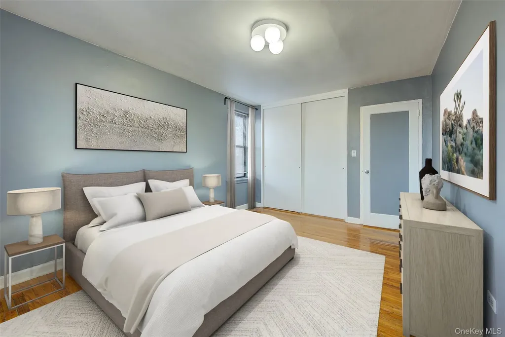 65-35 108th Forest Hills NY 11375