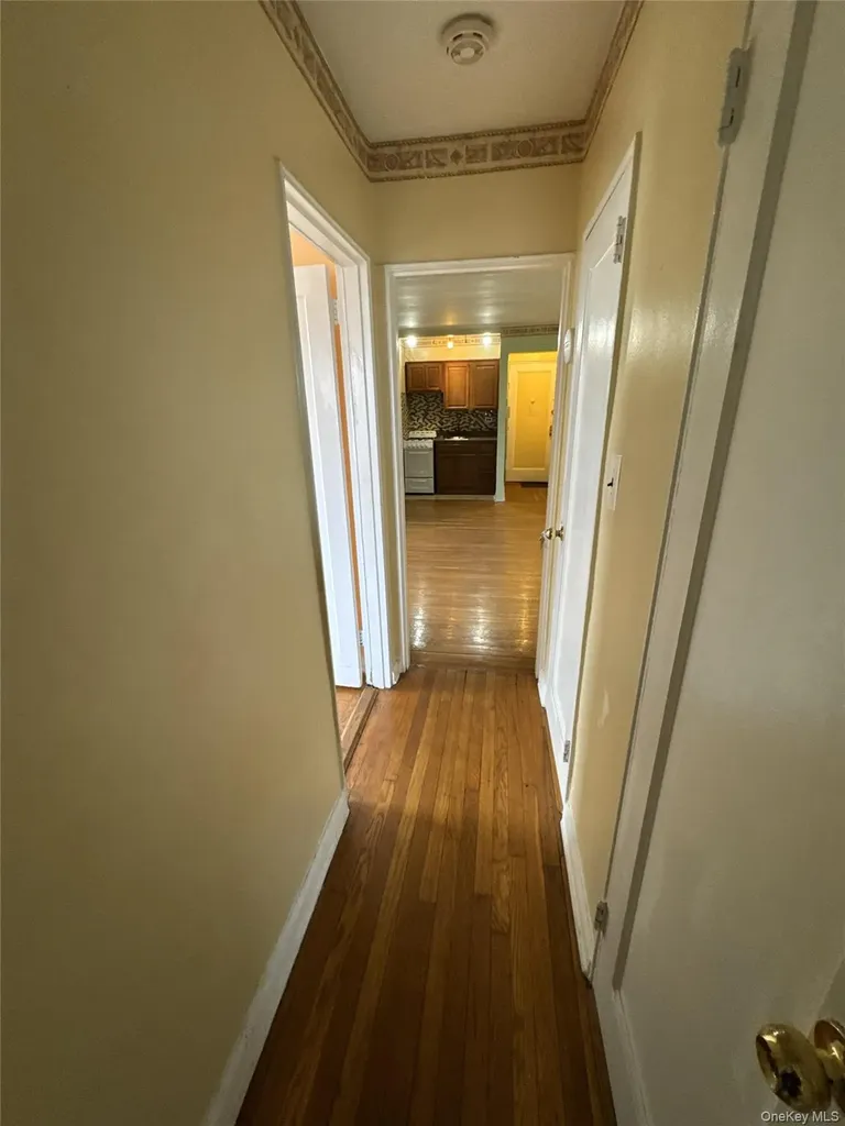 2821 Kings Highway Brooklyn NY 11229