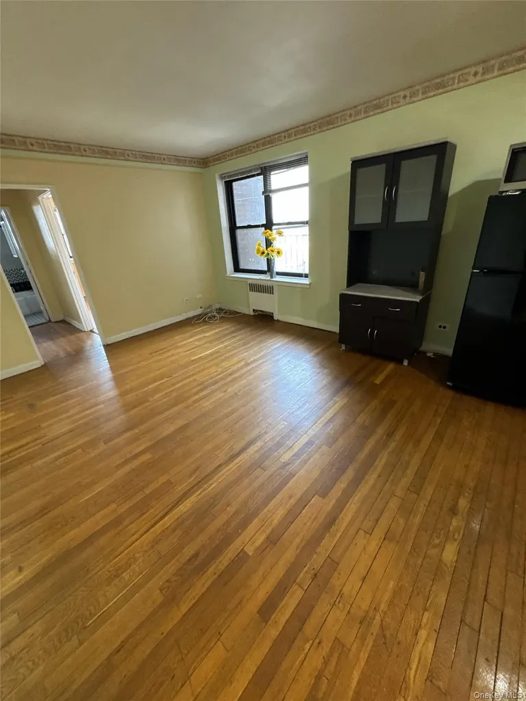 2821 Kings Highway Brooklyn NY 11229