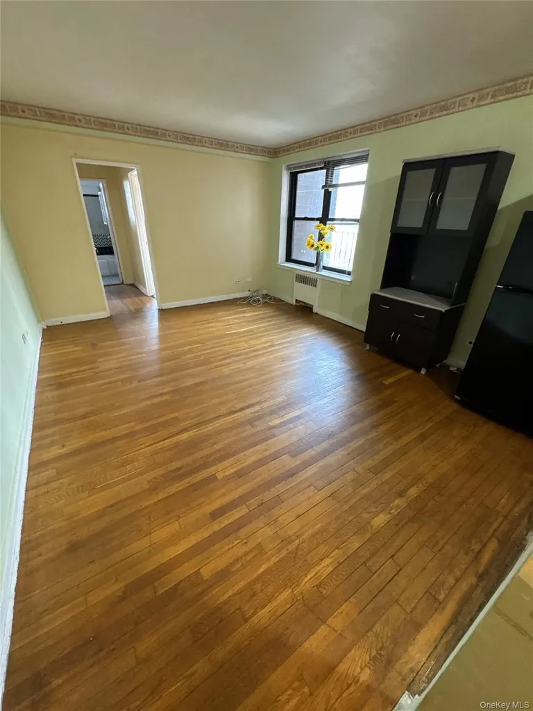 2821 Kings Highway Brooklyn NY 11229