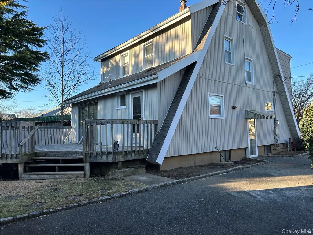 70 E Beverly Parkway Valley Stream NY 11580