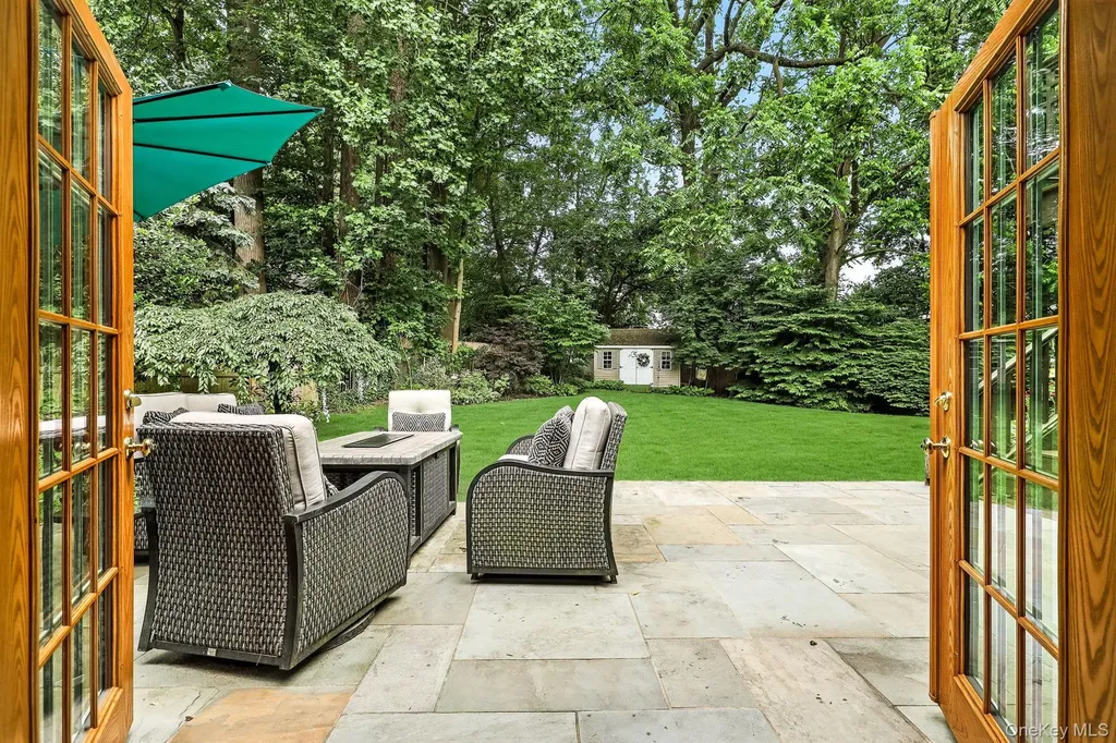 14 Edgemont Circle Scarsdale NY 10583