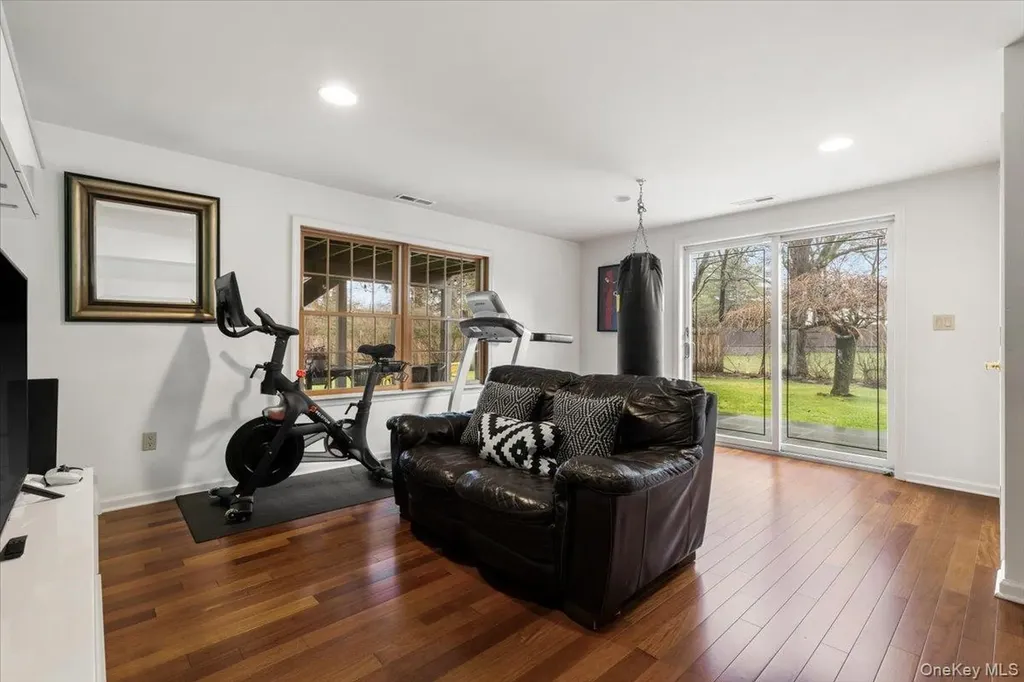 14 Edgemont Circle Scarsdale NY 10583
