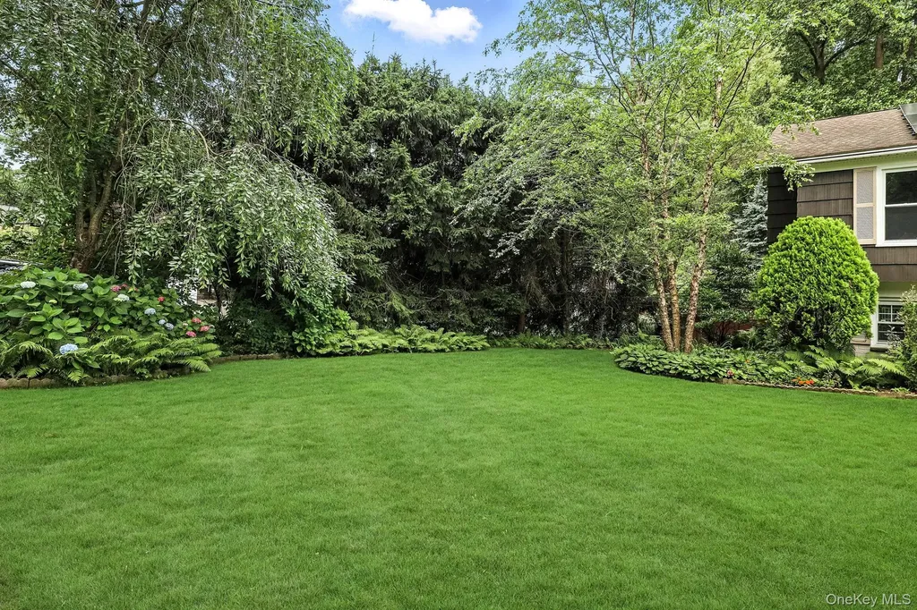 14 Edgemont Circle Scarsdale NY 10583
