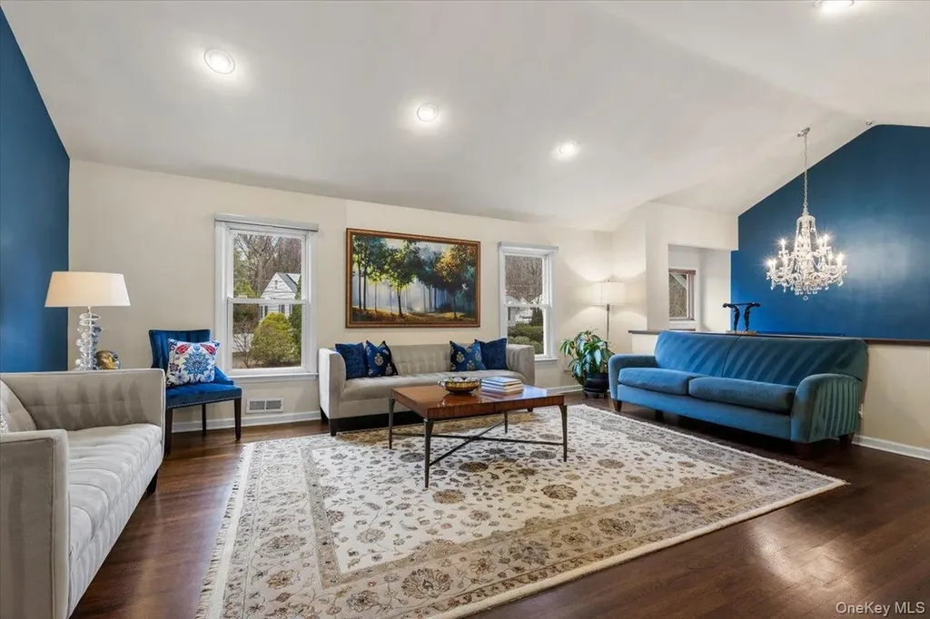 14 Edgemont Circle Scarsdale NY 10583