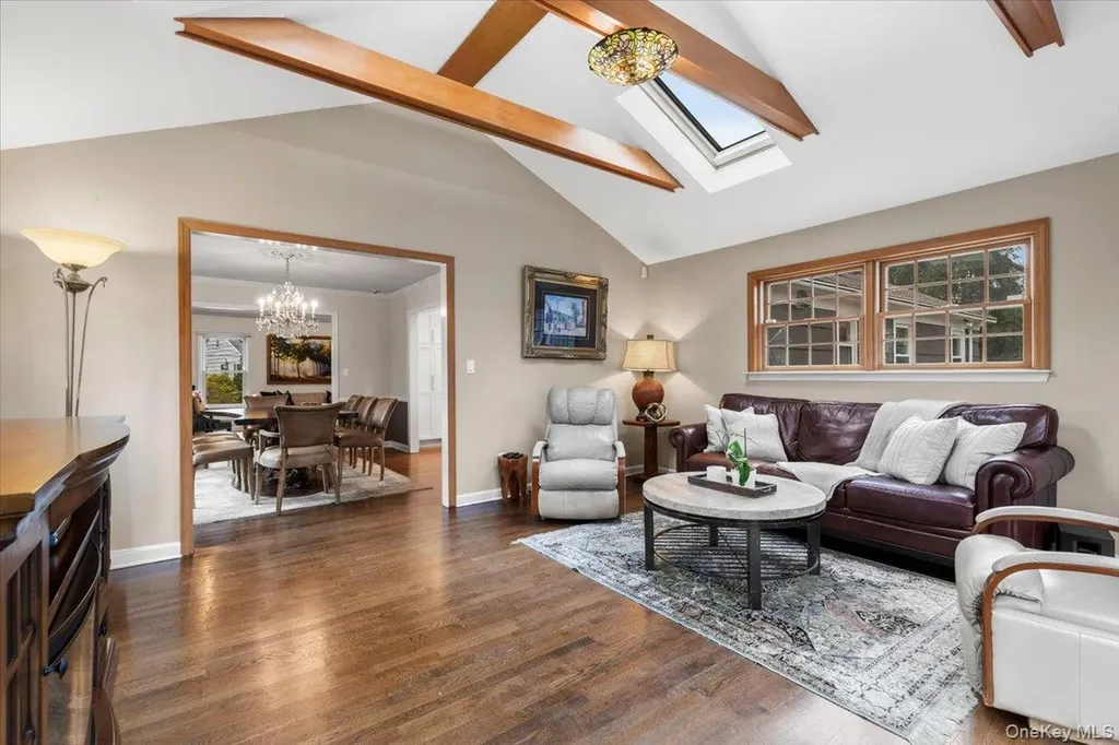 14 Edgemont Circle Scarsdale NY 10583