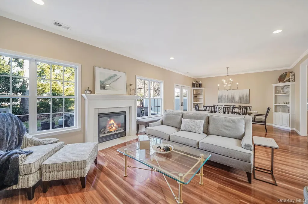 115 Willow Wood Drive Oakdale NY 11769