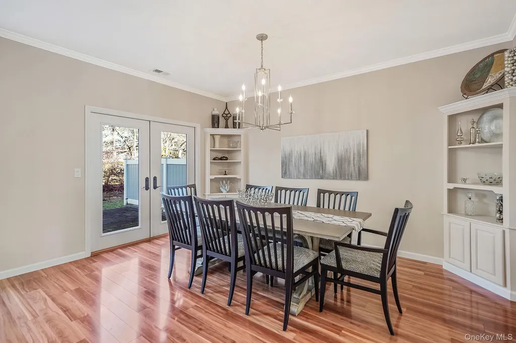 115 Willow Wood Drive Oakdale NY 11769