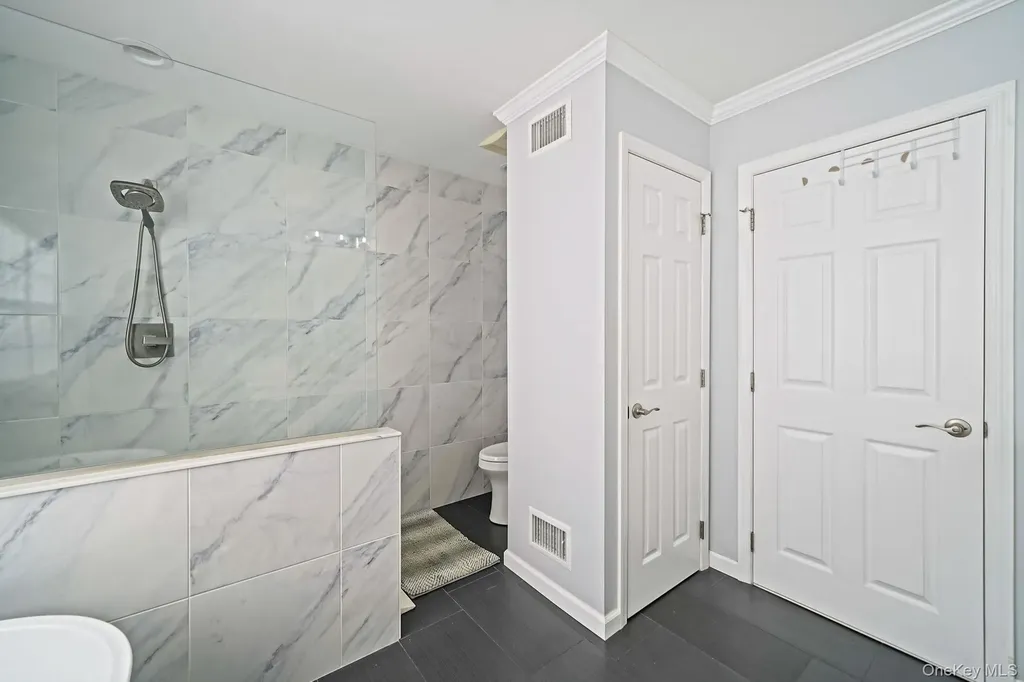 115 Willow Wood Drive Oakdale NY 11769