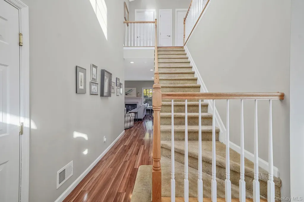 115 Willow Wood Drive Oakdale NY 11769