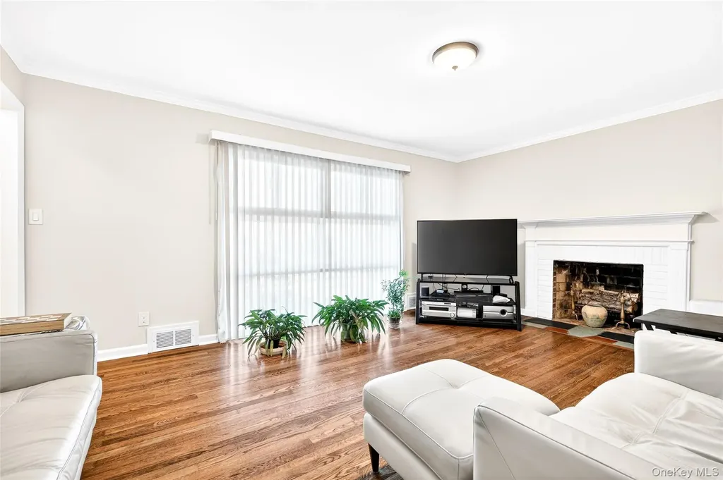 106 Wellford Road White Plains NY 10607
