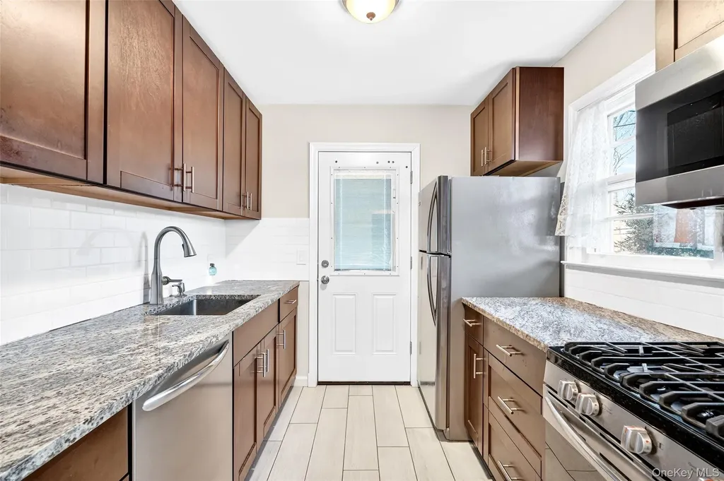 106 Wellford Road White Plains NY 10607