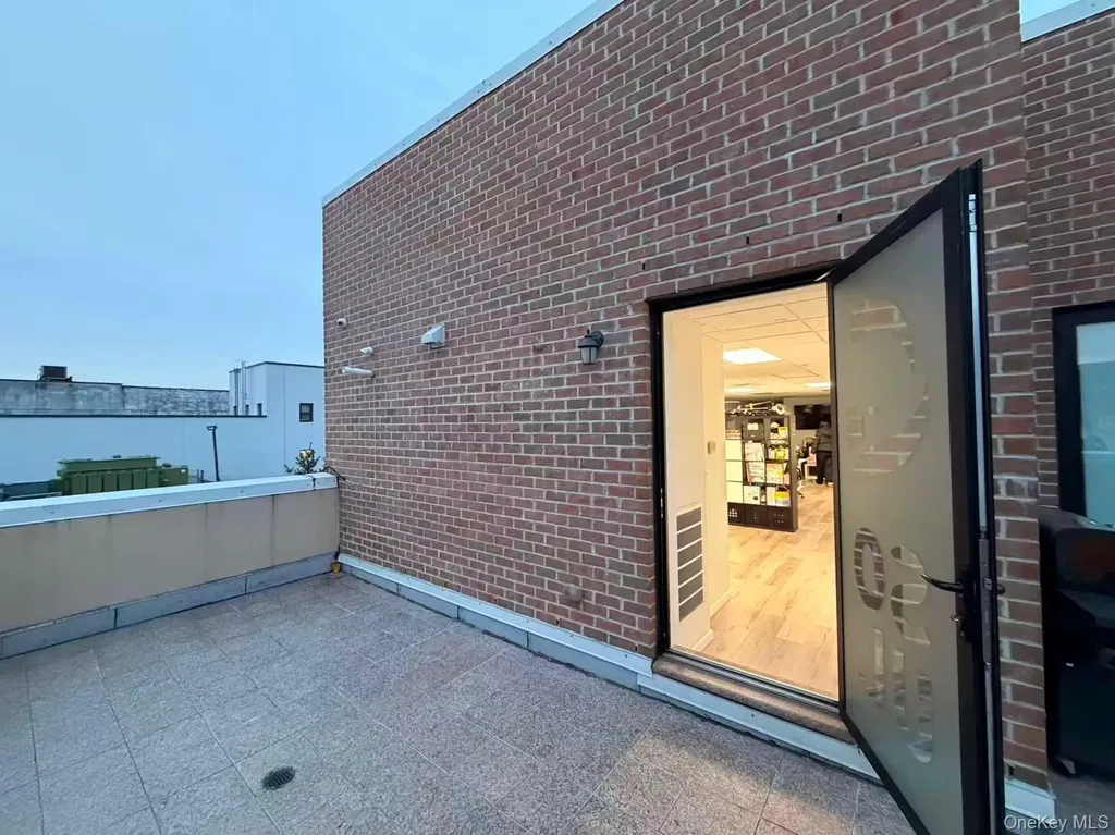 15046 14th Avenue Whitestone NY 11357